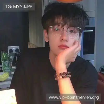 葛昀